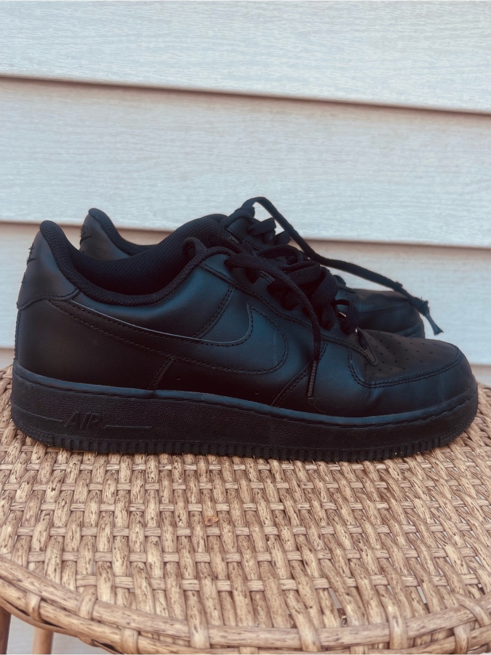 Nike Air Force 1 Low Top Triple Black - Men's Size 10 (Style CW2288-001)